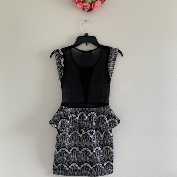🛍NWOT Love Culture Lace Mesh Bodycon Dress - Picture 4 of 6
